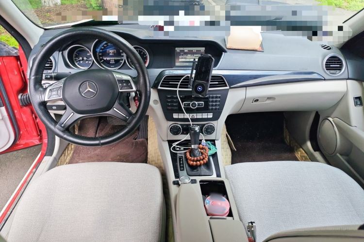 Used Mercedes-Benz C-Class 2013 C 180 Classic Grand Edition Center Console