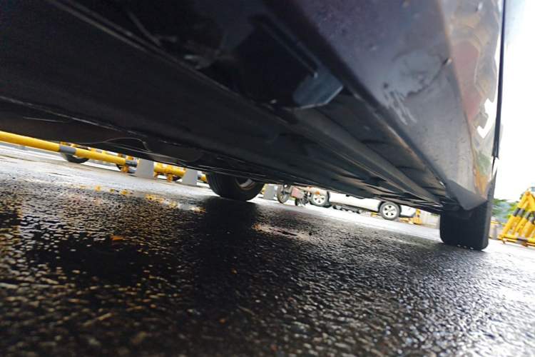Used Mercedes-Benz C-Class 2013 C 180 CGI Classic Chassis Front Left