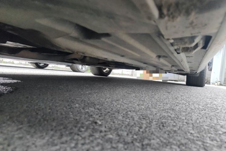 Used Mercedes-Benz C-Class 2013 C 180 CGI Classic Chassis Front Left