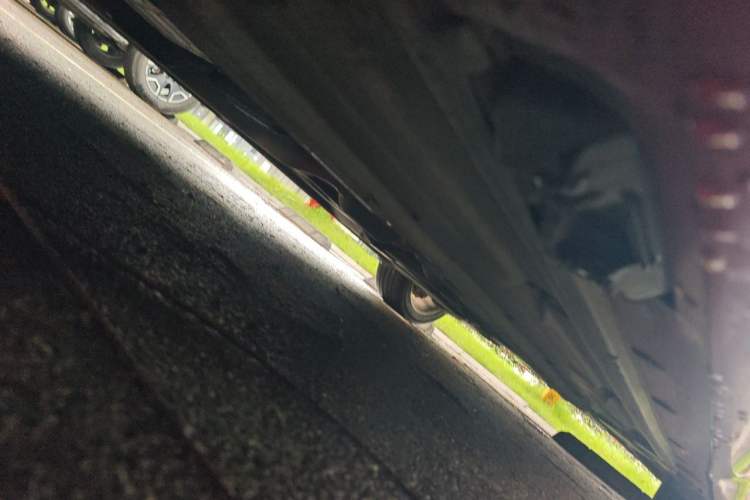 Used Mercedes-Benz C-Class 2013 C 180 Classic Grand Edition Chassis Front Left