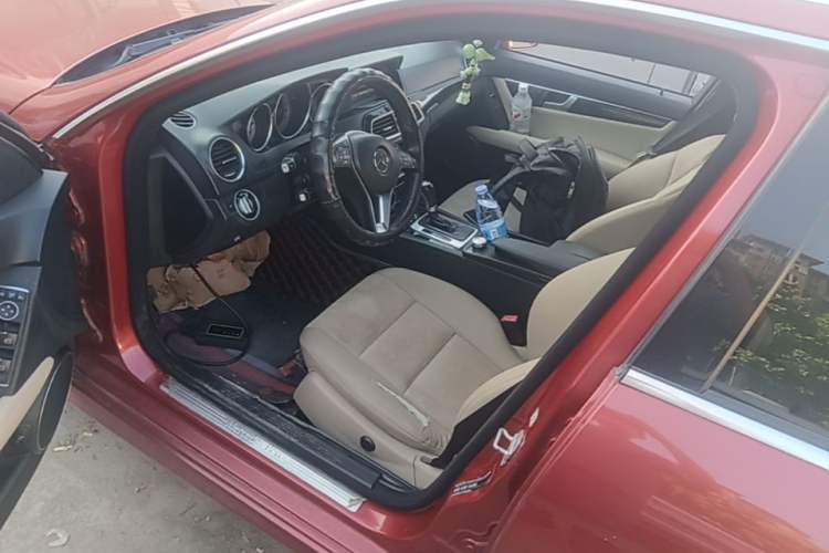 Used Mercedes-Benz C-Class 2013 C 260 Fashion Edition Grand Edition Driver Seat