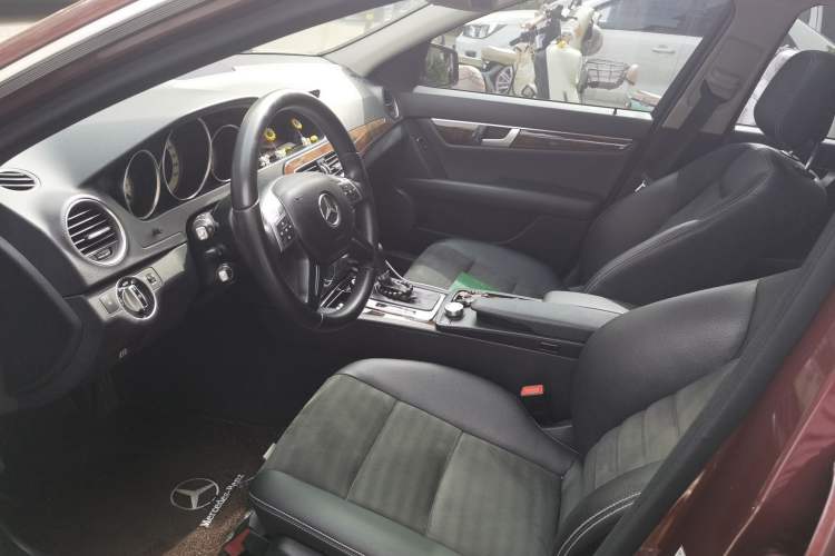 Used Mercedes-Benz C-Class 2013 C 260 Elegant Grand Edition Driver Seat
