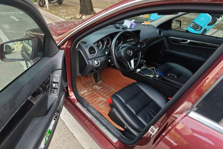 Used Mercedes-Benz C-Class 2013 C 260 CGI Fashion Model Driver Seat