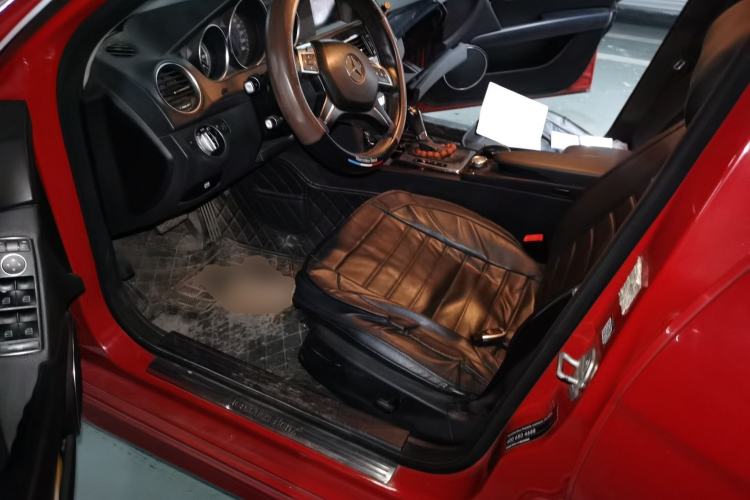 Used Mercedes-Benz C-Class 2013 C 180 Classic Grand Edition Driver Seat