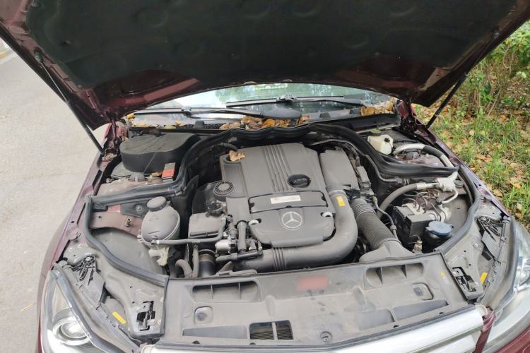 Used Mercedes-Benz C-Class 2013 C 260 CGI Fashion Model Engine Bay