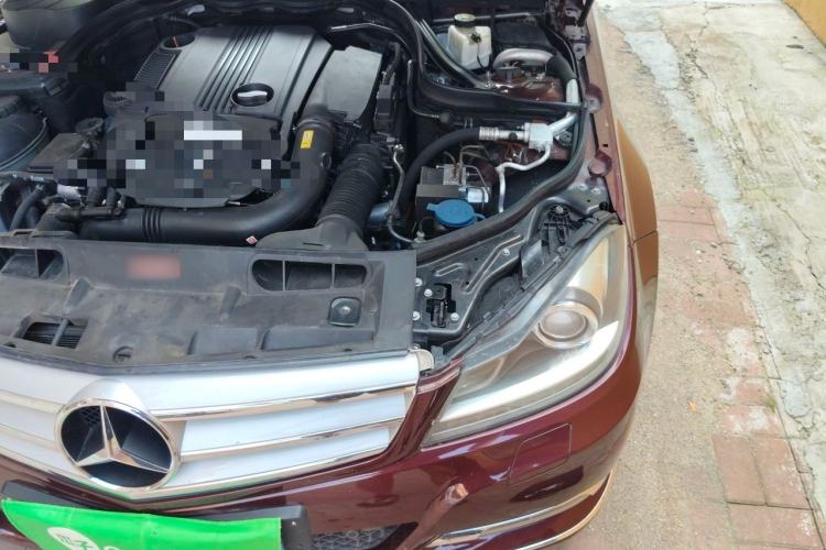 Used Mercedes-Benz C-Class 2013 C 260 CGI Fashion Model Engine Bay Left