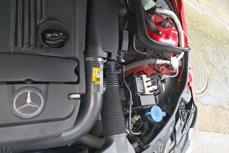 Used Mercedes-Benz C-Class 2013 C 180 Coupe Engine Bay Left