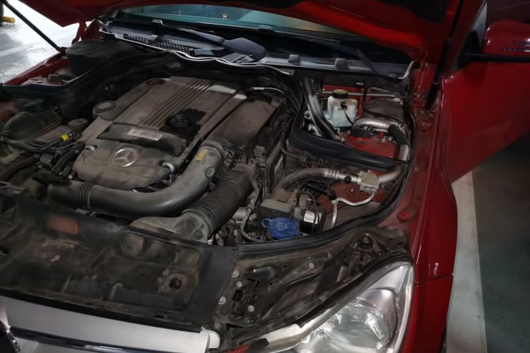 Used Mercedes-Benz C-Class 2013 C 180 Classic Grand Edition Engine Bay Left