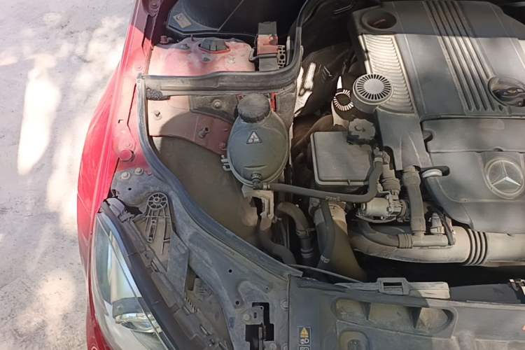 Used Mercedes-Benz C-Class 2013 C 180 Coupe Engine Bay Right