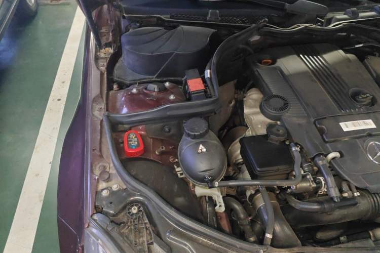 Used Mercedes-Benz C-Class 2013 C 260 CGI Fashion Model Engine Bay Right