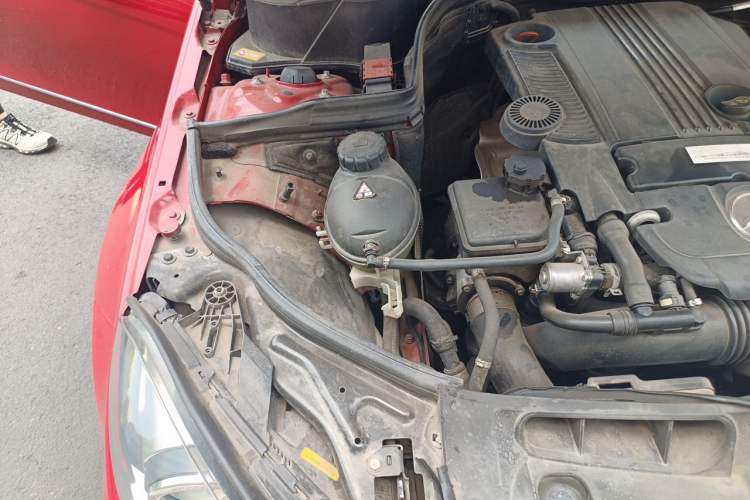 Used Mercedes-Benz C-Class 2013 C 260 CGI Fashion Model Engine Bay Right