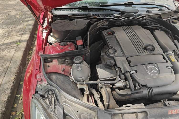 Used Mercedes-Benz C-Class 2013 C 180 Coupe Engine Bay Right