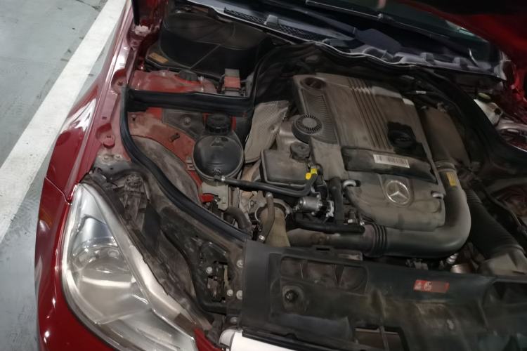 Used Mercedes-Benz C-Class 2013 C 180 Classic Grand Edition Engine Bay Right