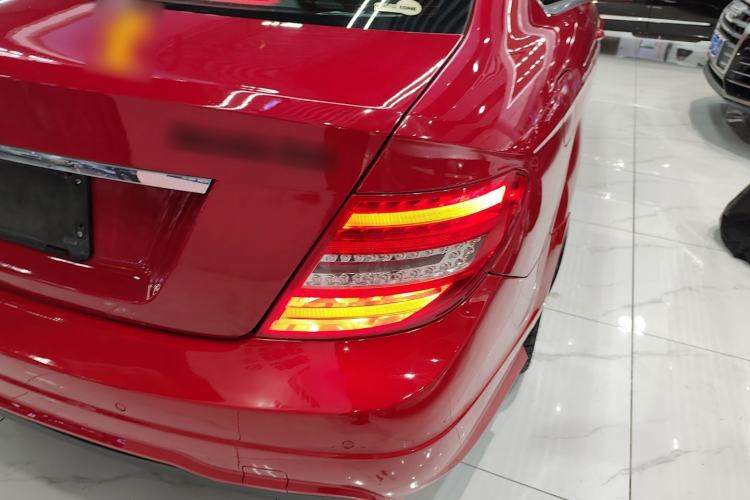 Used Mercedes-Benz C-Class 2013 C 180 Coupe Exterior 3
