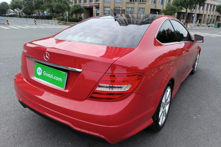 Used Mercedes-Benz C-Class 2013 C 180 Coupe Exterior 3