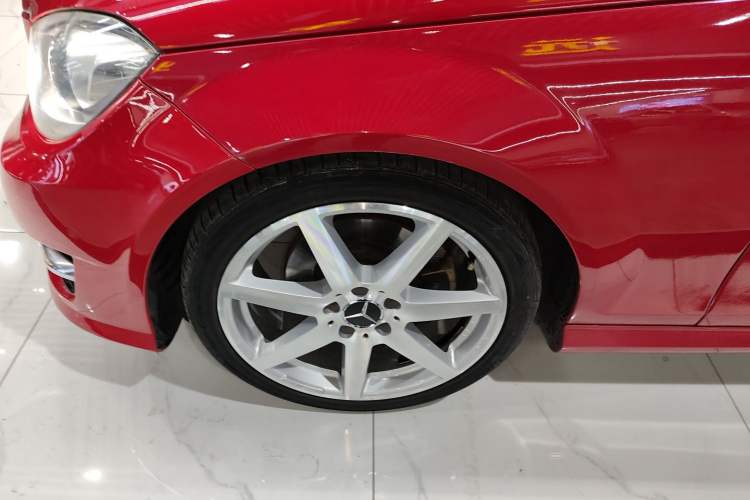 Used Mercedes-Benz C-Class 2013 C 180 Coupe Exterior 4