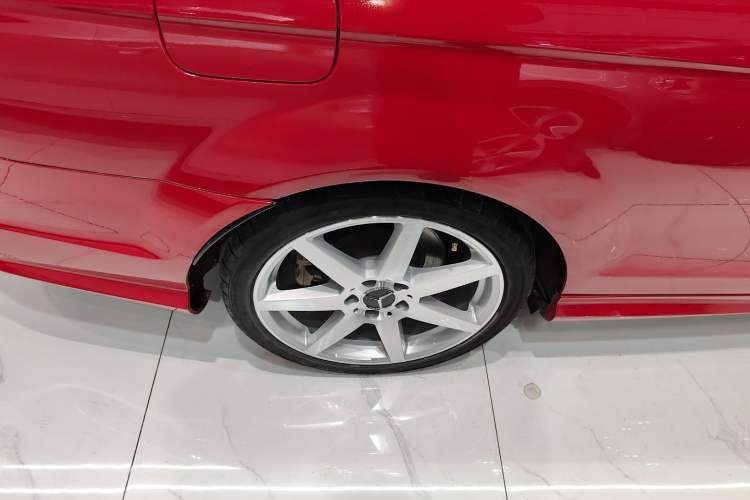 Used Mercedes-Benz C-Class 2013 C 180 Coupe Exterior 5