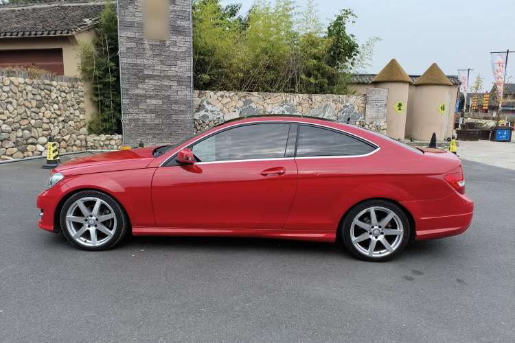 Used Mercedes-Benz C-Class 2013 C 180 Coupe Exterior 5