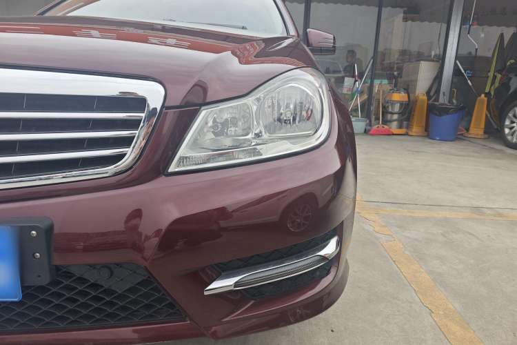Used Mercedes-Benz C-Class 2013 C 180 Classic Grand Edition Exterior 5