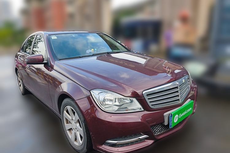 Used Mercedes-Benz C-Class 2013 C 180 CGI Classic Front Right 45 Deg