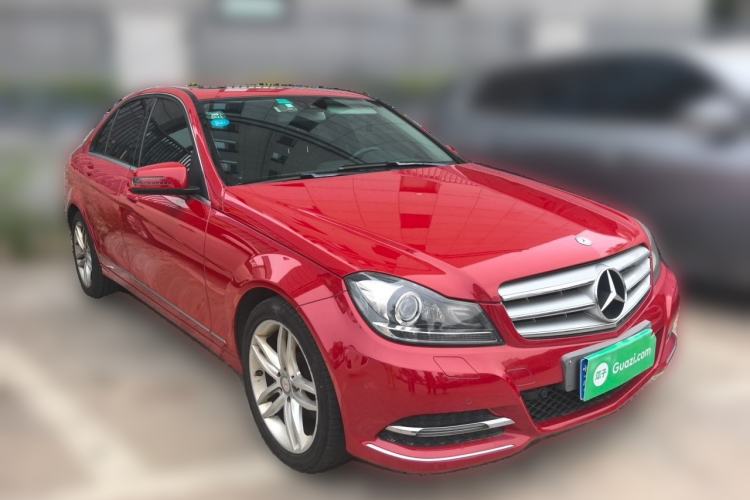 Used Mercedes-Benz C-Class 2013 C 260 CGI Fashion Model Front Right 45 Deg
