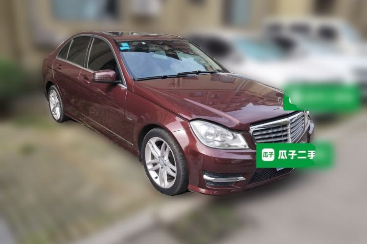 Used Mercedes-Benz C-Class 2013 C 260 Elegant Grand Edition Front Right 45 Deg