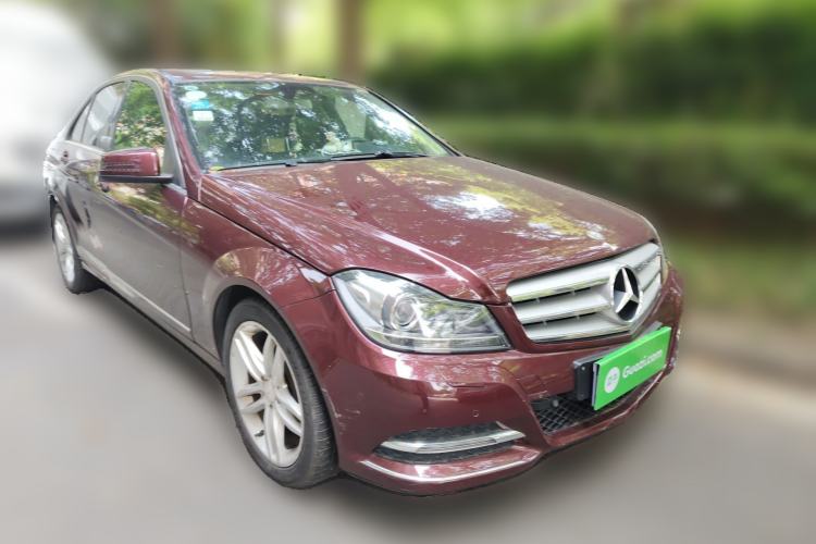 Used Mercedes-Benz C-Class 2013 C 260 CGI Fashion Model Front Right 45 Deg