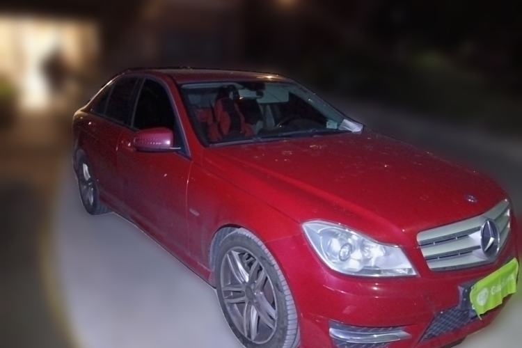 Used Mercedes-Benz C-Class 2013 C 180 CGI Classic Front Right 45 Deg