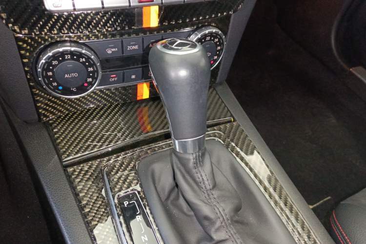 Used Mercedes-Benz C-Class 2013 C 300 Sport Grand Edition Gear Lever