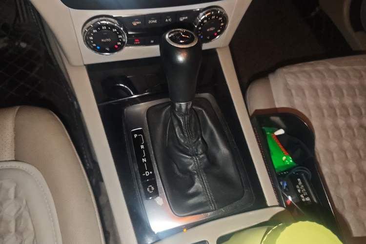 Used Mercedes-Benz C-Class 2013 C 180 CGI Classic Gear Lever