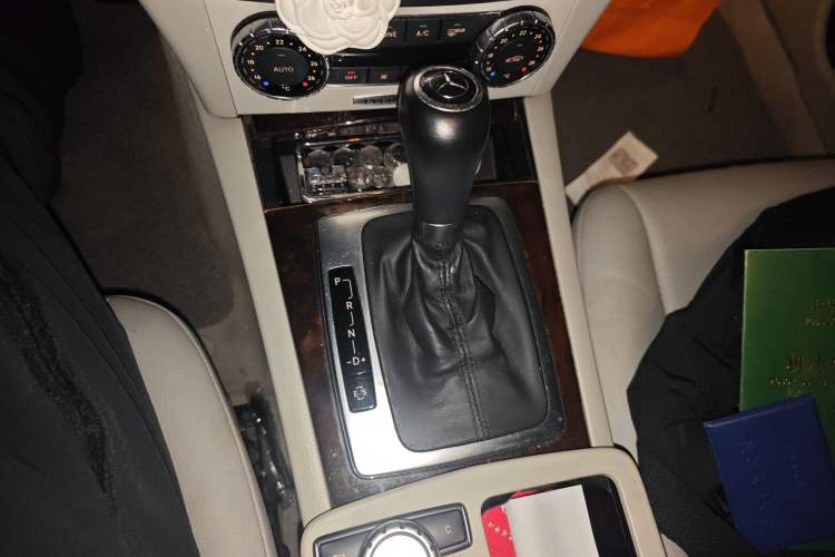 Used Mercedes-Benz C-Class 2013 C 260 CGI Elegant Model Gear Lever