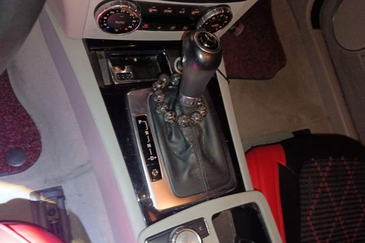 Used Mercedes-Benz C-Class 2013 C 180 CGI Classic Gear Lever