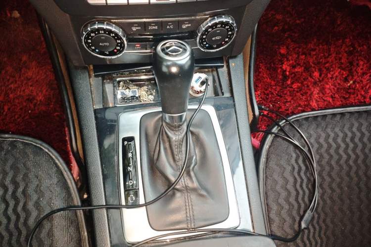 Used Mercedes-Benz C-Class 2013 C 180 CGI Classic Gear Lever