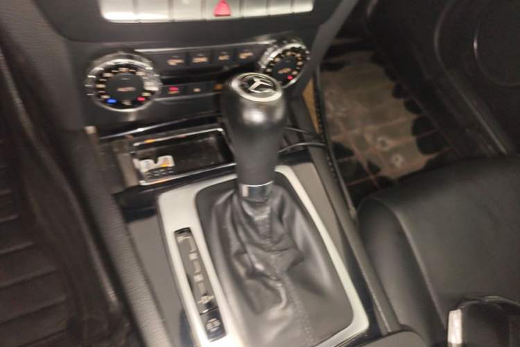 Used Mercedes-Benz C-Class 2013 C 180 CGI Classic Gear Lever