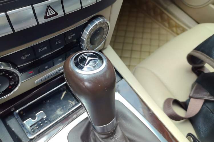 Used Mercedes-Benz C-Class 2013 C 260 CGI Elegant Model Gear Lever
