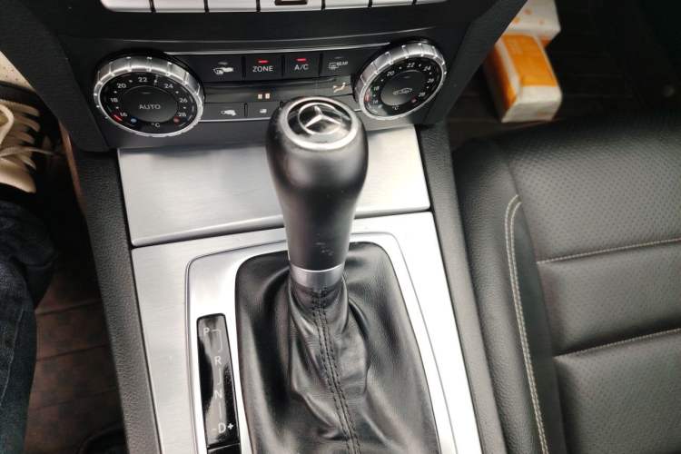 Used Mercedes-Benz C-Class 2013 C 180 Coupe Gear Lever