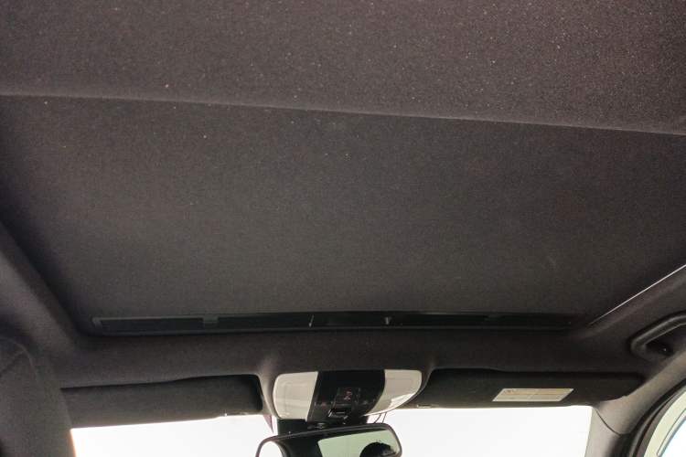 Used Mercedes-Benz C-Class 2013 C 300 Sport Grand Edition Headliner