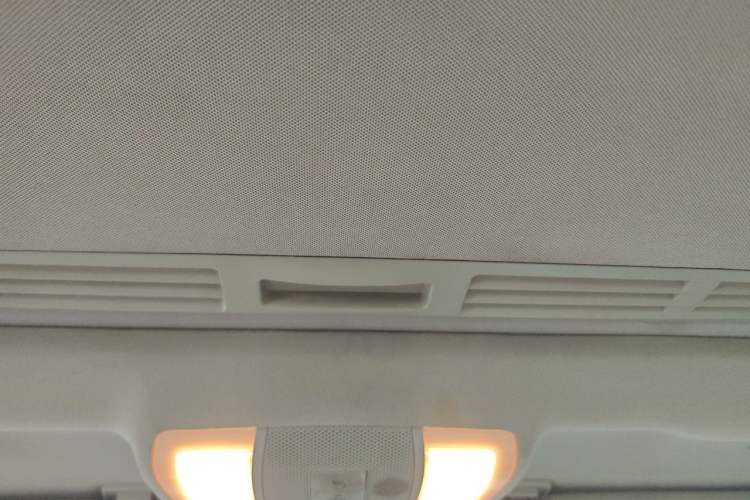 Used Mercedes-Benz C-Class 2013 C 180 Classic Grand Edition Headliner