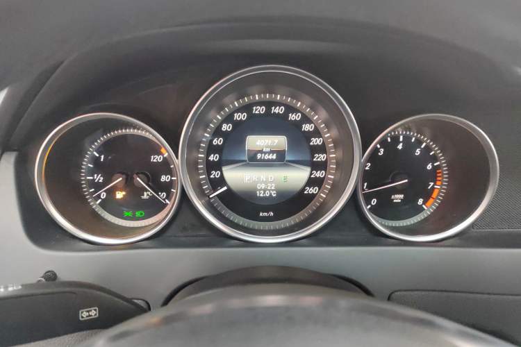 Used Mercedes-Benz C-Class 2013 C 180 Classic Grand Edition Instrument Cluster