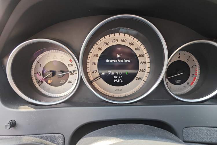 Used Mercedes-Benz C-Class 2013 C 260 CGI Fashion Model Instrument Cluster