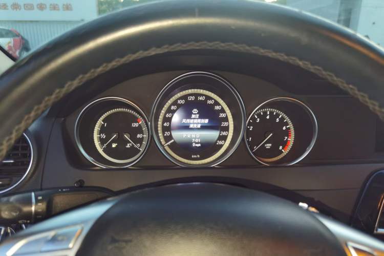 Used Mercedes-Benz C-Class 2013 C 180 Classic Grand Edition Instrument Cluster