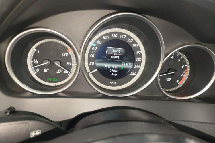 Used Mercedes-Benz C-Class 2013 C 180 CGI Classic Instrument Cluster
