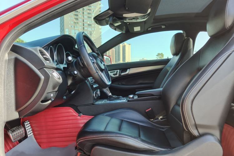 Used Mercedes-Benz C-Class 2013 C 180 Coupe Interior 5