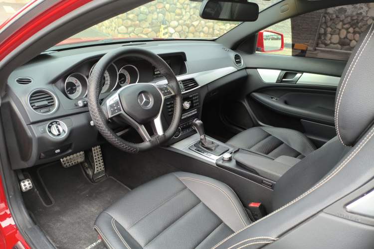 Used Mercedes-Benz C-Class 2013 C 180 Coupe Interior 5