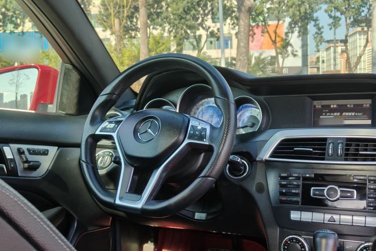 Used Mercedes-Benz C-Class 2013 C 180 Coupe Interior 6