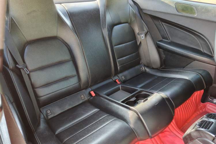 Used Mercedes-Benz C-Class 2013 C 180 Coupe Interior 8