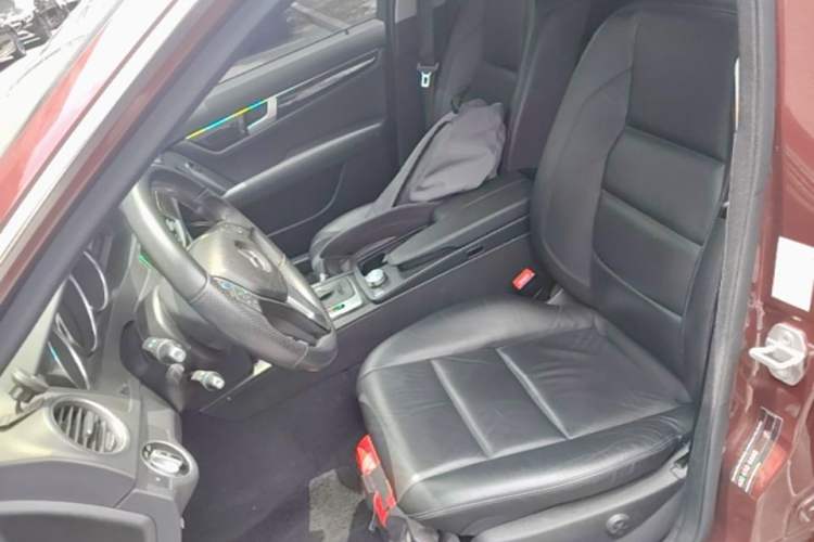 Used Mercedes-Benz C-Class 2013 C 260 CGI Fashion Model Left Front Seat