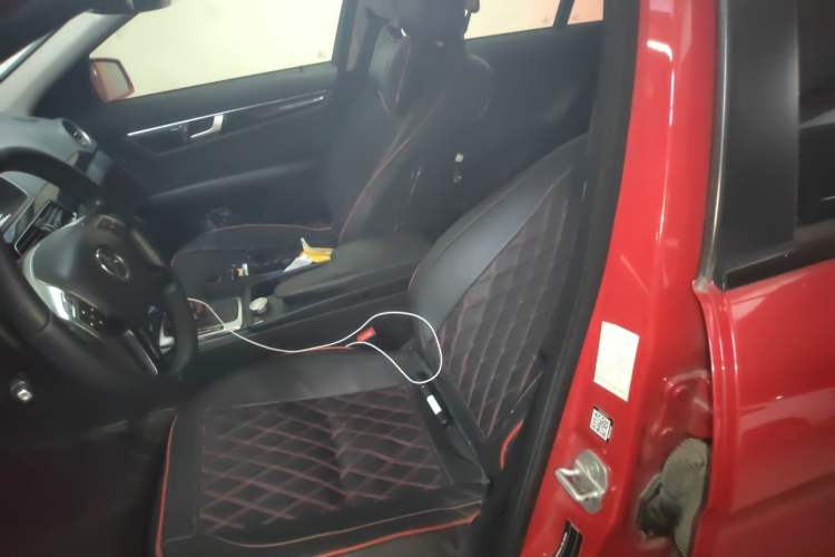 Used Mercedes-Benz C-Class 2013 C 180 Classic Grand Edition Left Front Seat