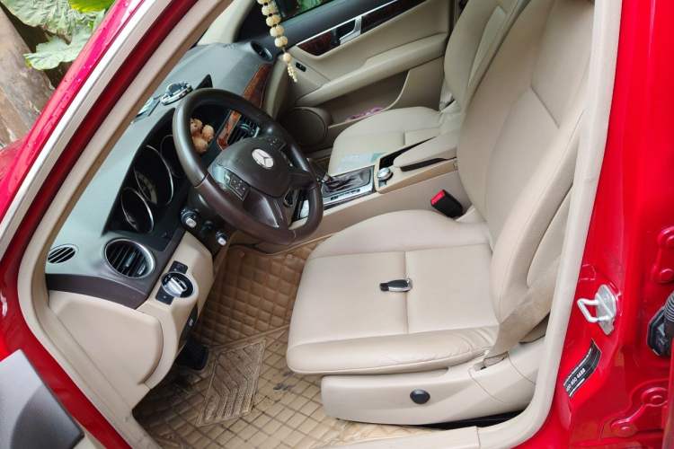 Used Mercedes-Benz C-Class 2013 C 260 CGI Elegant Model Left Front Seat
