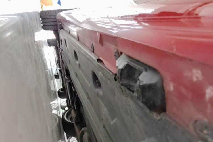 Used Mercedes-Benz C-Class 2013 C 180 Coupe Left Side Sill